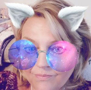 Meet your Posher, Jeanne